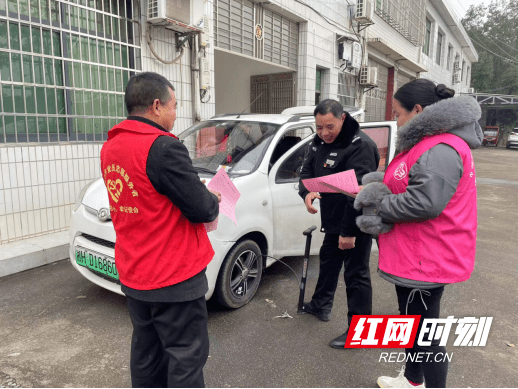 门徒平台：学者：按这个标准，农民现在的医保负担超过了过去农业税